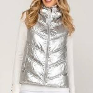 Crazy 8 girls silver metallic vest size XL( 14_16) make S